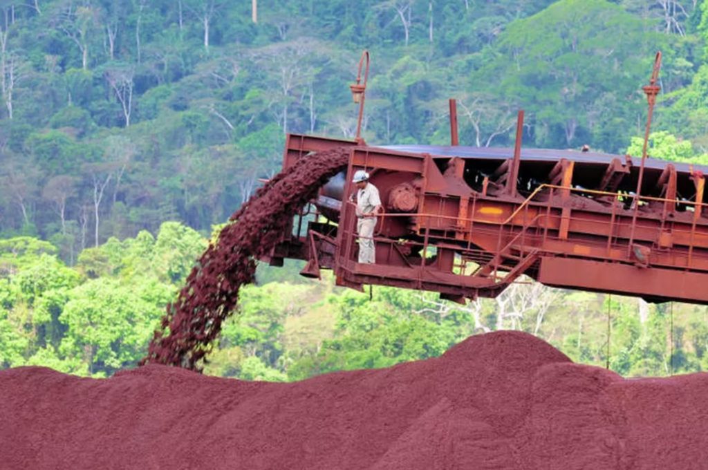 Análise da utilização do minério de ferro em microrrevestimento asfáltico